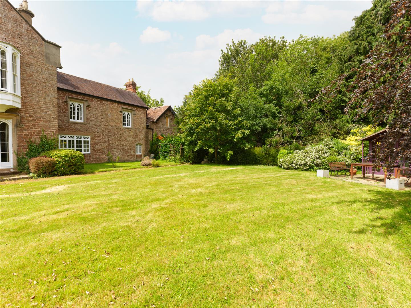 1, Shelton Oak Priory, Shrewsbury, SY3 8BH Estate Agents & Auctioneers